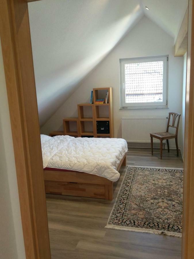 Eningen unter Achalm Gaeste-Appartement-Kirsammer מראה חיצוני תמונה